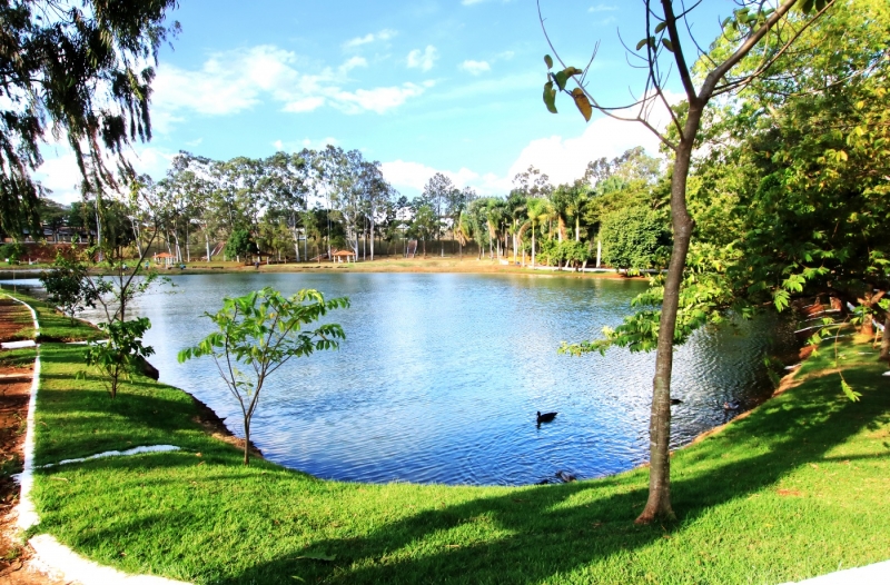 Turismo recinto-de-exposicoes-parque-olavo-ferreira-de-sa